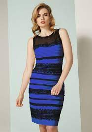 In fact when you look at this for a while, look at the original and you'll see it start to turn gold and white. Black Blue Or White Gold Dress Debate Goes Viral Al Arabiya English