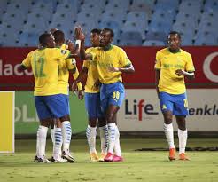 Mamelodi sundowns hosts kaizer chiefs in a premier league game, certain to entertain all football fans. Dstv Premiership Result Mamelodi Sundowns Tie Kaizer Chiefs Record With Ttm Win An8rwpina Nea West Africa News