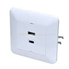 Usb Wall Charger 80x80mm