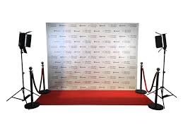step and repeat photography al in