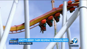 knott s berry farm reopens to season