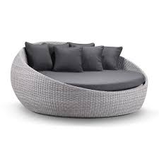 newport kimberly large wicker day bed