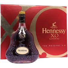 hennessy cognac xo gift set with 2 gles