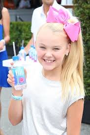 Throughout all this, siwa was also building herself a personal brand on youtube, which also is a contributing factor to her impressive net worth. Jojo Siwa Net Worth 2018 How Wealthy Is The Dance Superstar Gazette Review Jojo Siwa 2016 Jojo Siwa Jojo Siwa Bows