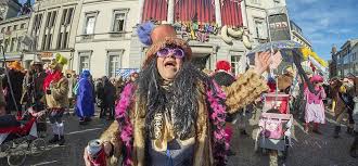 De 'voil janet' is uitgegroeid tot hét symbool van aalst carnaval, maar ze komt ook op andere plekken voor. Aalst Carnival 2021 Dates Parades Events More