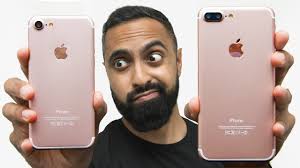 Apple inc is the most powerful products that we know about and we love as everyone's favourite especially among the *iphone 7 plus: Iphone 7 Vs 7 Plus Which Should You Buy Youtube