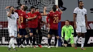 Ergebnisse, nachrichten, videos und bilder. Spanien Deutschland 6 0 Dfb Team Geht Gegen Spanien Unter Kicker