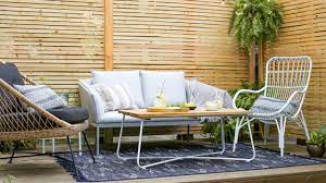 durable outdoor rugs to give your deck