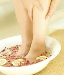 natural remes for swollen feet