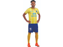 Встреча команд керала бластерс ii и ковалам в турнире футбол. Isl 2020 21 Karuthadathkuni Signs Contract Extension With Kerala Blasters