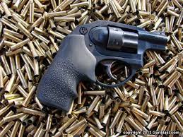 compact ruger lcr 22 magnum pocket revolver