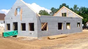 comparing wood and icf construction