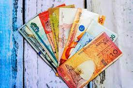 should you exchange foreign currency at