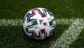 Vart fjärde år arrangeras em i fotboll där europas främsta fotbollsnationer ställs mot varandra för att göra upp om vilket land som kommer att bli. Fotbolls Em 2020 Tv Kanaler Tv Tider Spelschema Basta Spelbolag