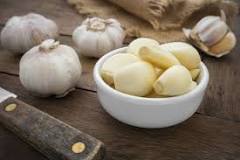 What are 2 cloves of garlic?