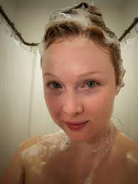 Molly C. Quinn on X: Getting my natural red color back🧖‍♀️ I use Color  Oops and ❤️ the results! t.cooN3tqo6t3a  X
