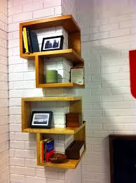 corner shelf e saving ideas