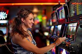 Advantages Of Playing Online Slots | My Blog