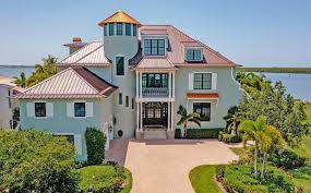 luxury homes in florida