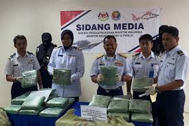12 августа в 18:42 ·. 5 Wni Arrested Smuggling 230 Kg Of Marijuana Into Malaysia The Government Still Present For Them