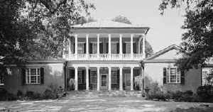plantations and historic homes south
