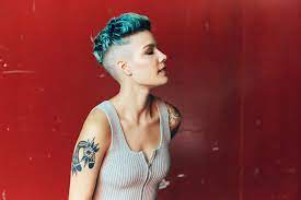 Halsey, With 'Badlands,' Is Moving Fast ...