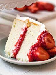 vanilla cake with strawberry filling