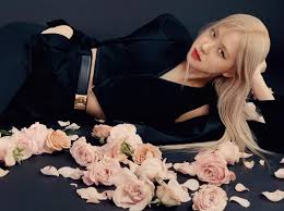 봇 — 진짜로제아닙니다 — #k집™. 210330 Rose For Vogue Australia April 2021 Black Pink For Your Soul