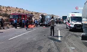 Gaziantep'de feci kaza: 16 kişi öldü, 21 yaralı var! - Afyon Haber - Son  Dakika Afyon Haberleri