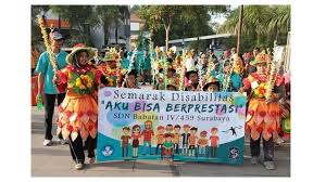Harus tahu hari aksara internasional 2020, dong! Headline Hari Disabilitas Internasional Sudah Ramahkah Indonesia Pada Para Difabel Health Liputan6 Com