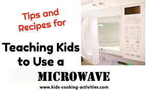 Teaching Kids To Use A Microwave