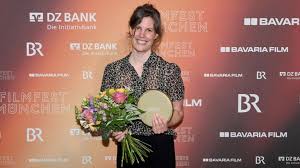 Indie-Film „The Ordinaries“ räumt beim Filmfest München im großen Stil ab -  SWR2