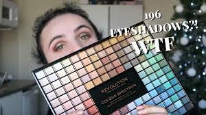 world s biggest eyeshadow palette first impression on makeup revolution 196