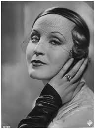 Featured topics: Brigitte Helm. Posted by: crown022002. Image dimensions: 454 pixels by 614 pixels - ycev6msfm3mnm3s