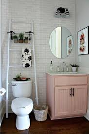 10 small bathroom decorating ideas that