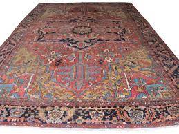 large heriz carpet with pale colours