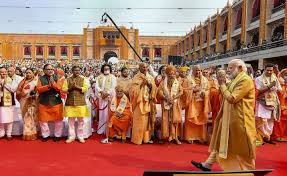 PM Modi launches dream project Kashi Vishwanath Corridor in Varanasi mega  show | India News – India TV