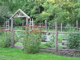 20 Diy Garden Fence Ideas That Will