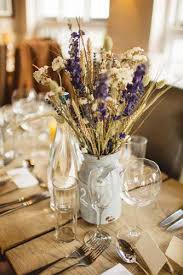 With trendy acrylic and delicate dried flowers, we have envisioned a beautiful way to let guests know which reception table is which. 15 Ideas Wedding Dried Flowers Decor Paperblog