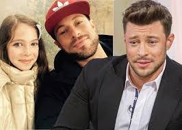 Help us build our profile of duncan james and claire grainger! Duncan James Former Blue Band Singer Bio Wiki Age Music Tv Personality Daughter Boyfriend Social Media Net Worth Glob Intel Celebrity News Sports Tech