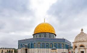 Jerusalem is on edge after a week of protests led to a violent confrontation at one of the holiest sites for both communities on friday. In Jerusalem Al Aqsa Mosque Reopens After More Than 2 Months Kawa