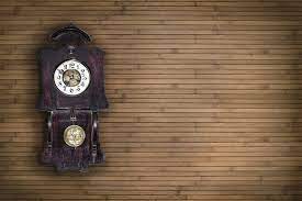 How Does A Pendulum Clock Work