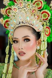 green kebaya an indonesian wedding dress