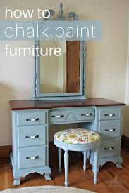 how to chalk paint furniture cleverly