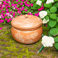 The emsco expandable hose hider and storage pot is a decorative terra cotta pot that's perfect for storing up to 150 ft. Cobraco Decorative Patterned Metal Hose Pot Reviews Wayfair