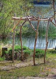 how to build a driftwood arbor rock