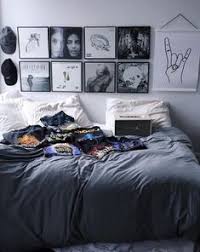 Jul 17, 2021 · home » unlabelled » desain kamar cowok warna hitam : 28 Desain Kamar Estetik Cowok Elegan Ideas Home Decor Home Bedroom Design