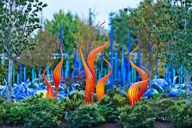 e needle and chihuly garden and