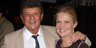 Frankie avalon was the first and most successful of the teen idols from philadelphia. Where Is Frankie Avalon Now And More About His Wife Children And Family