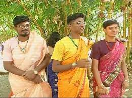 pune college boys dress up in sarees on